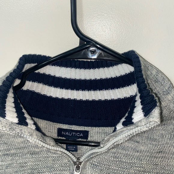Nautica sweater size Medium. Only worn once - Picture 3 of 3